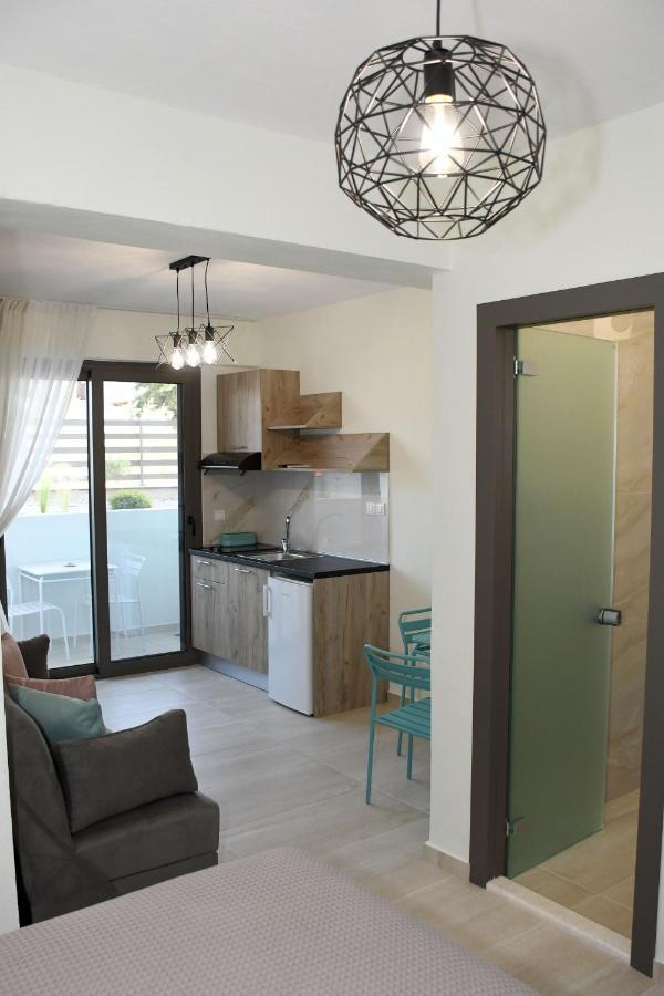 Theano Luxury Suites Nikiti 외부 사진
