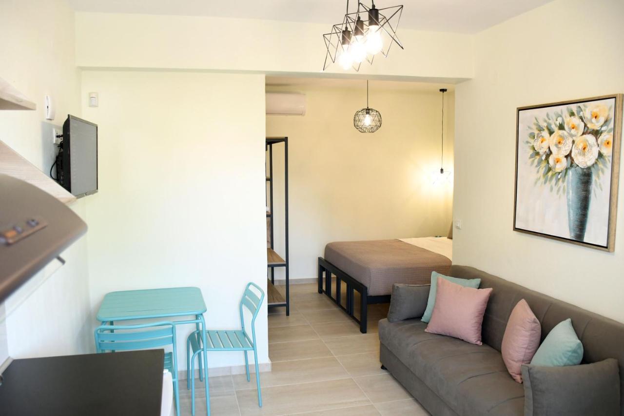 Theano Luxury Suites Nikiti 외부 사진