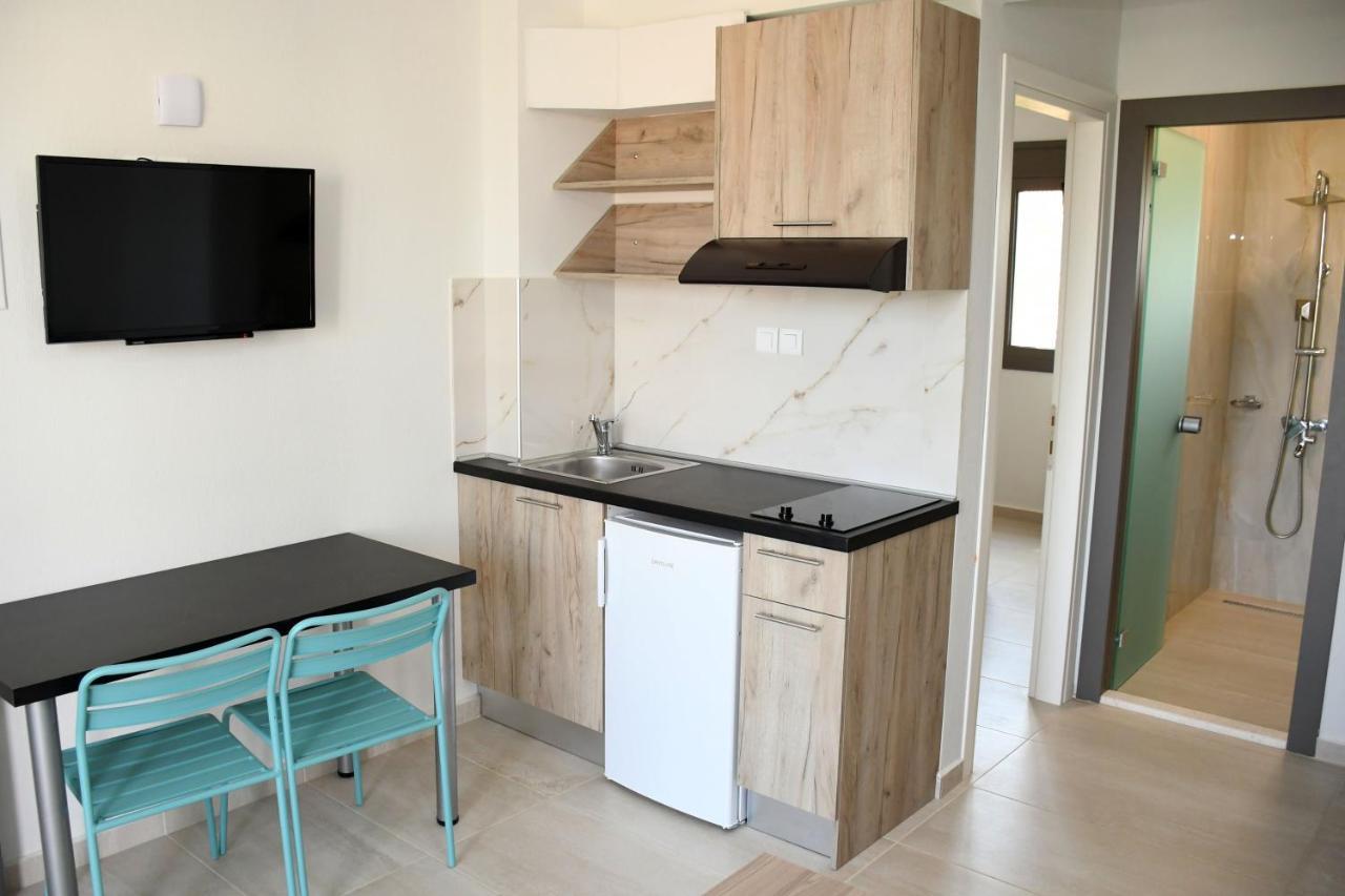 Theano Luxury Suites Nikiti 외부 사진