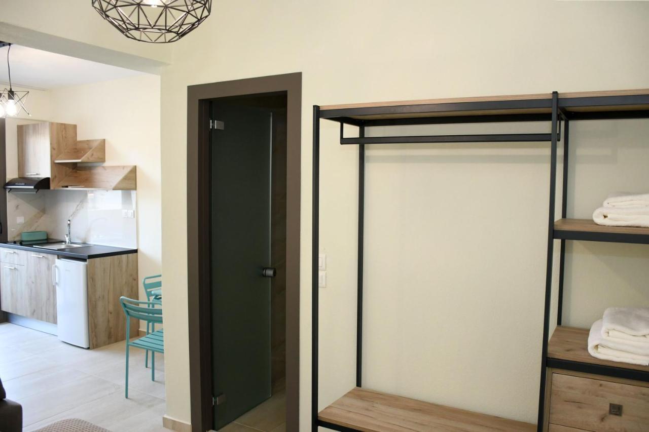 Theano Luxury Suites Nikiti 외부 사진