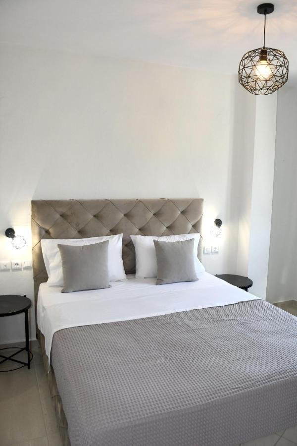 Theano Luxury Suites Nikiti 외부 사진